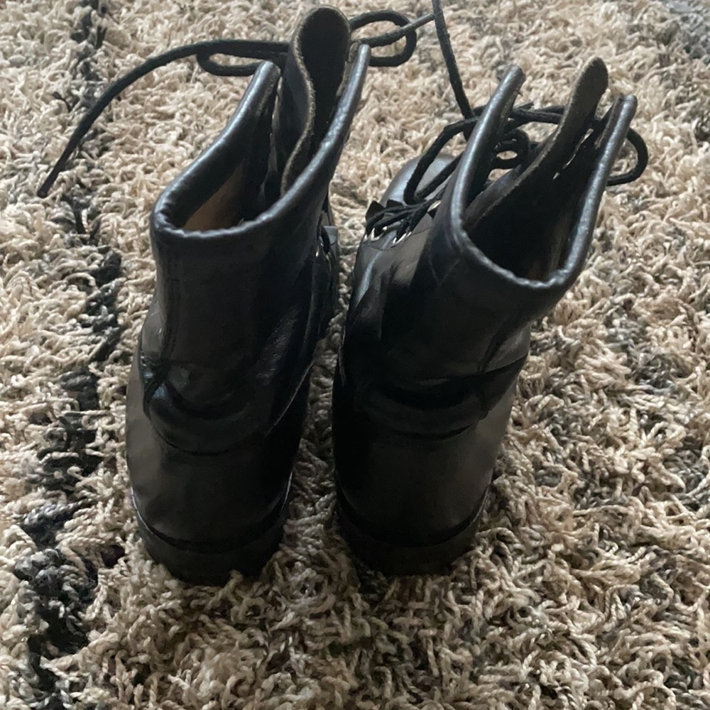 Justin Vintage Laredo Black Boots (Women) - Picture 4 of 13